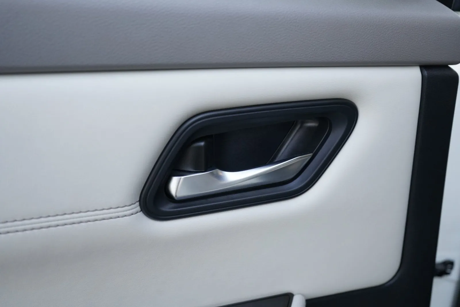 Nissan Rogue photo 27
