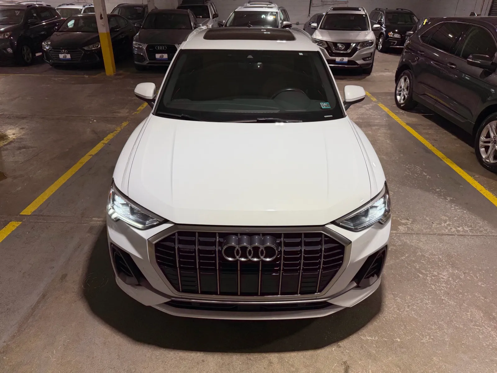 Audi Q3 photo 7