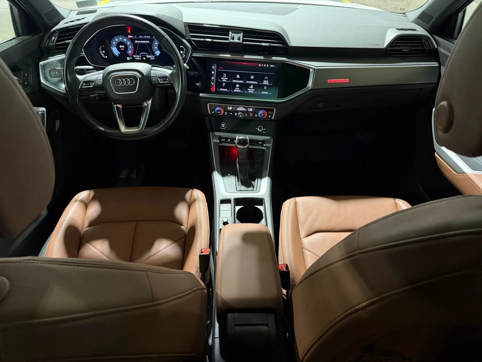 Audi Q3 photo 10