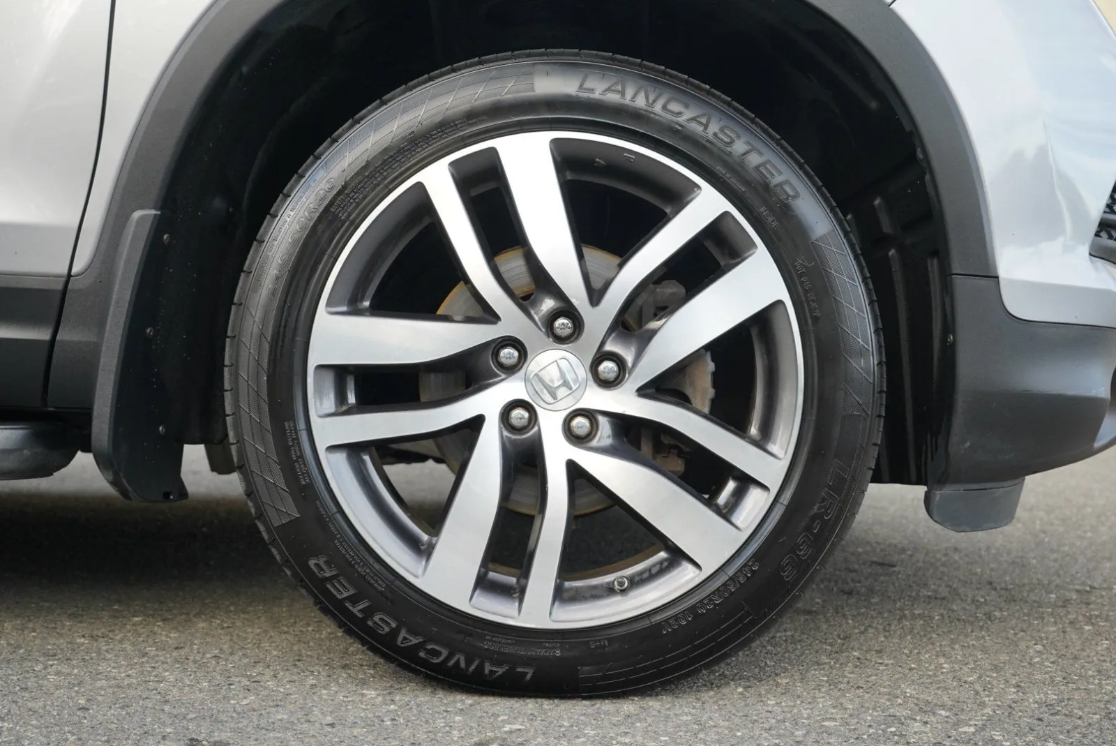 Honda Pilot photo 17