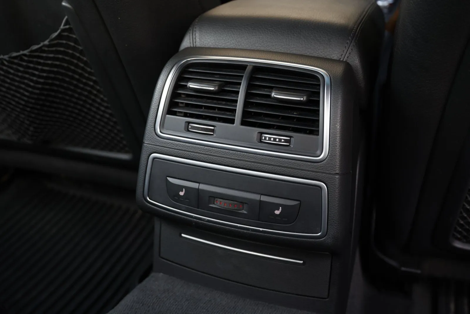 Audi A6 photo 41