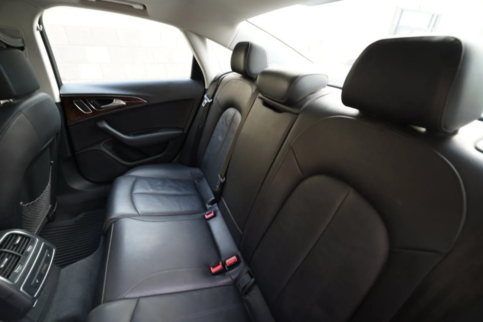 Audi A6 photo 33