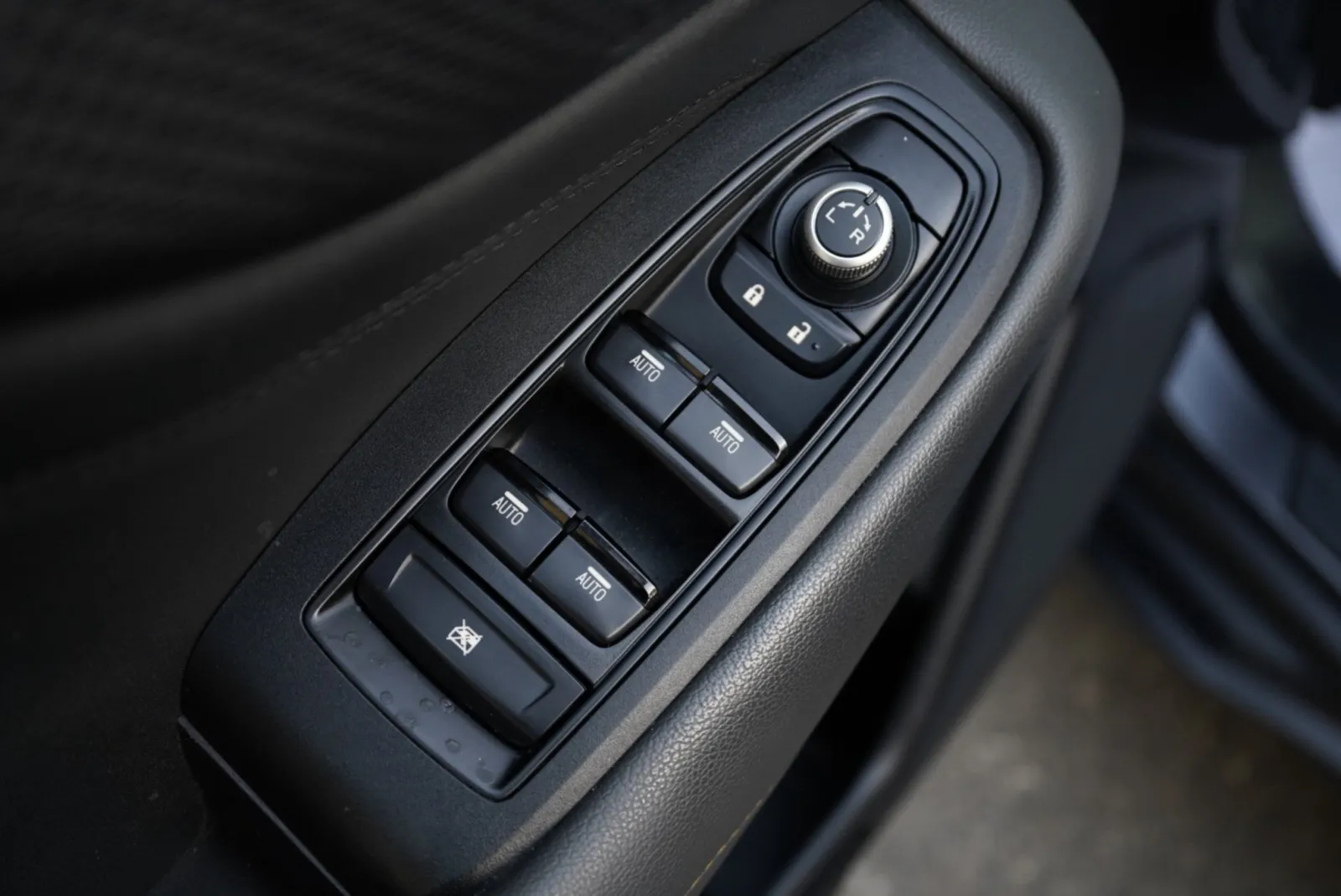 Subaru Outback photo 16