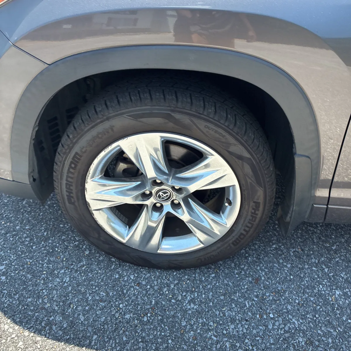 Toyota Highlander photo 17
