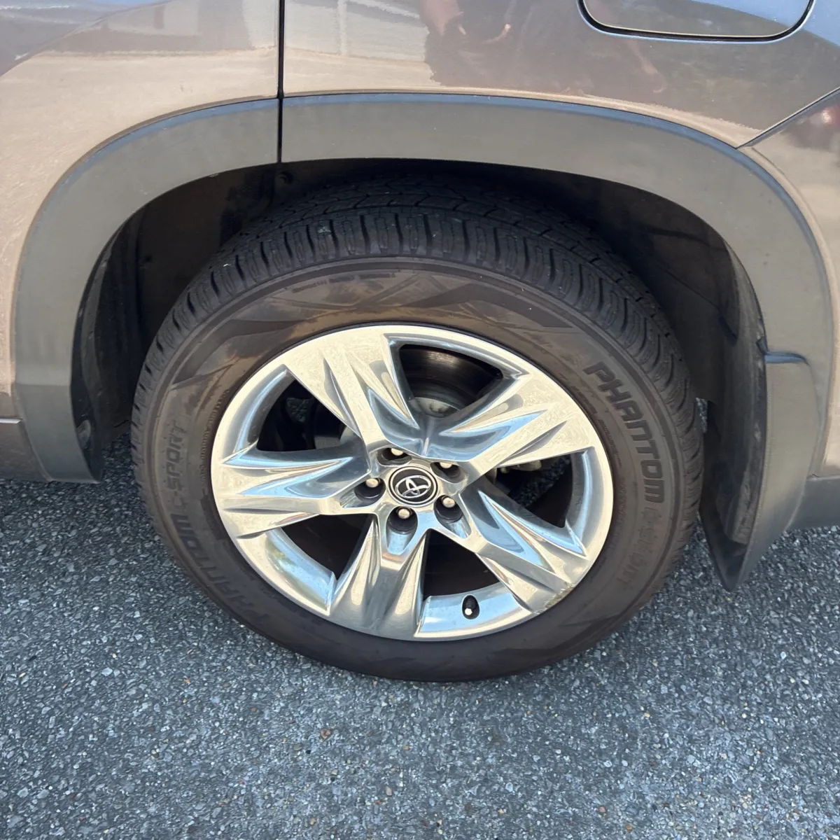 Toyota Highlander photo 18