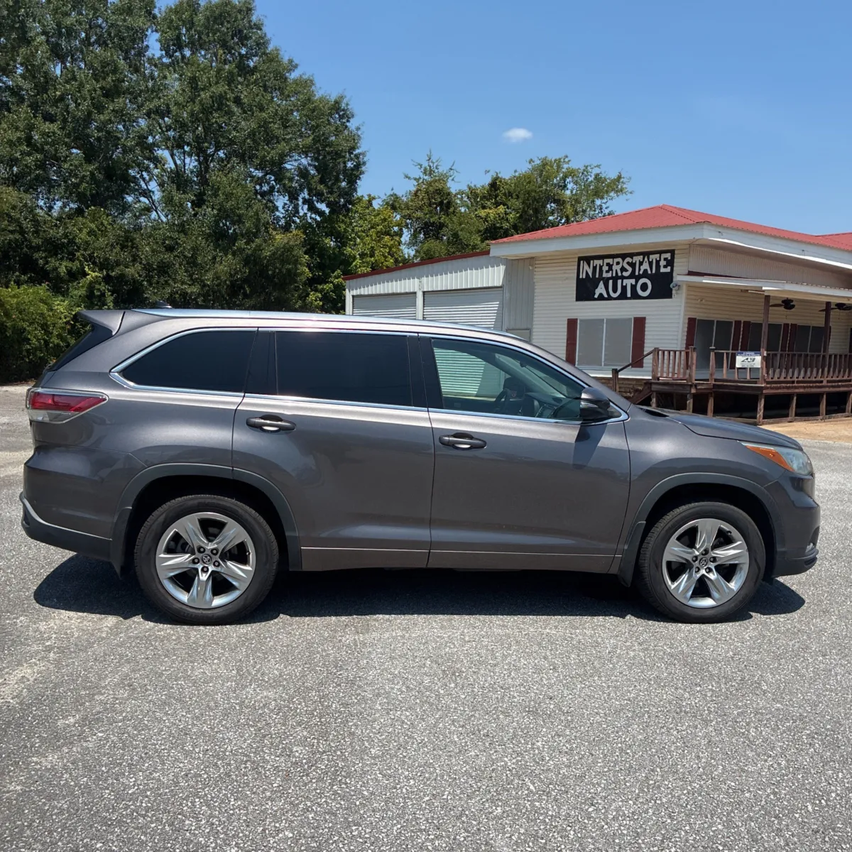 Toyota Highlander photo 10
