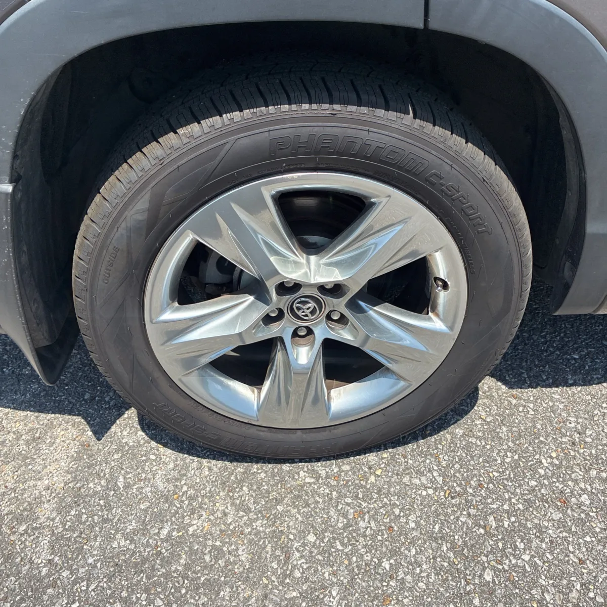Toyota Highlander photo 19