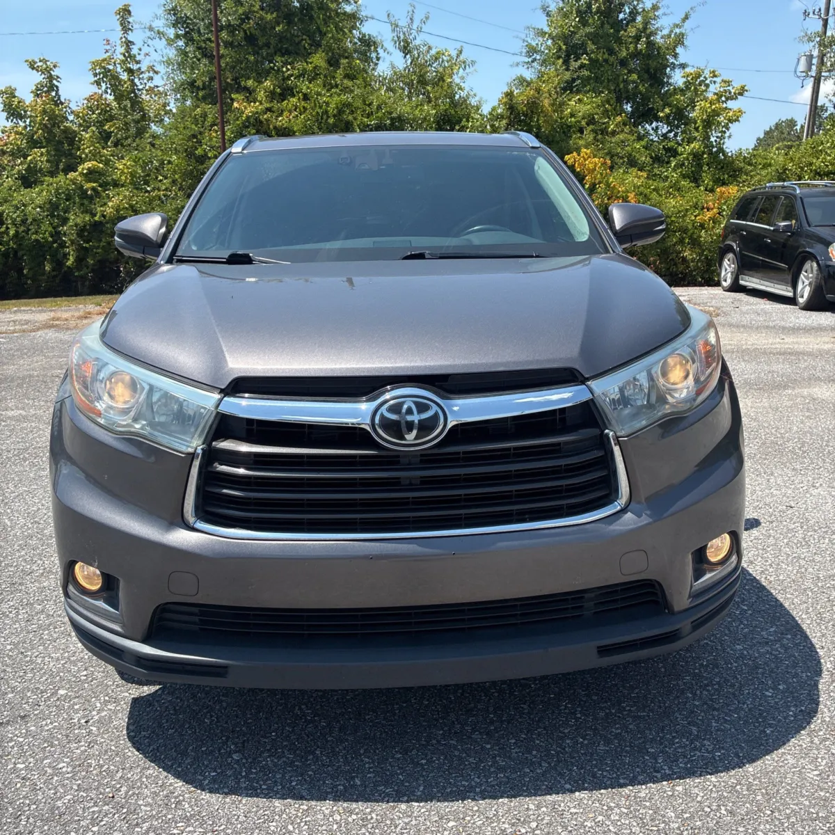 Toyota Highlander photo 14