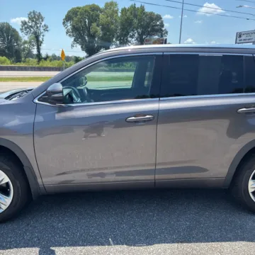 More photos of 2016 Toyota Highlander Limited Platinum V6 at 101 Motors, NJ