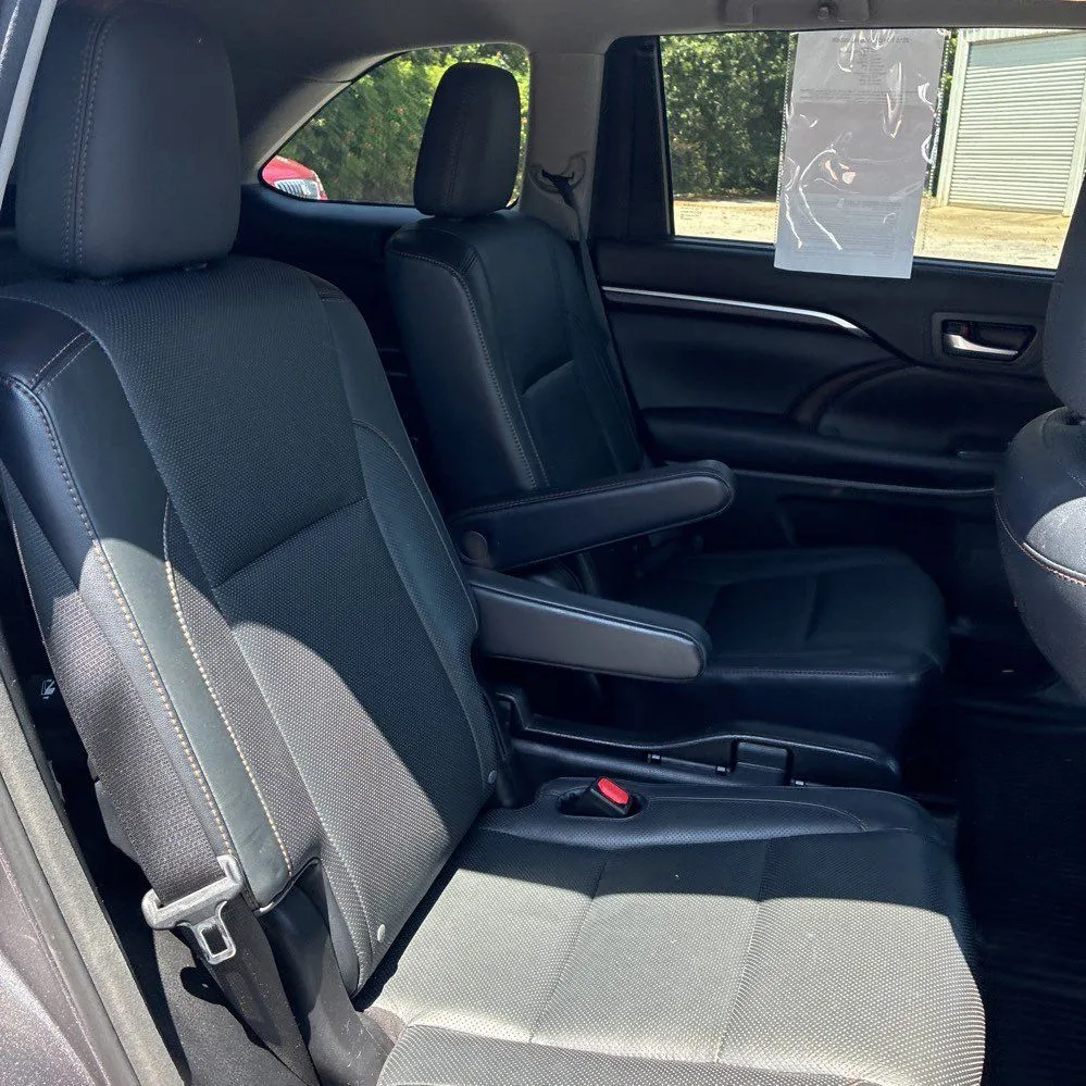 Toyota Highlander photo 25