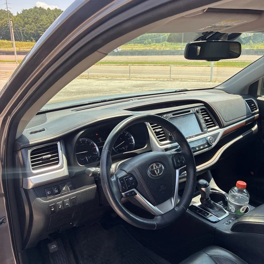 Toyota Highlander photo 27