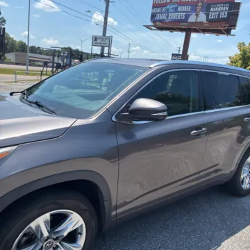 Photos of 2016 Toyota Highlander Limited Platinum V6 for sale in Carlstadt, NJ at 101 Motors