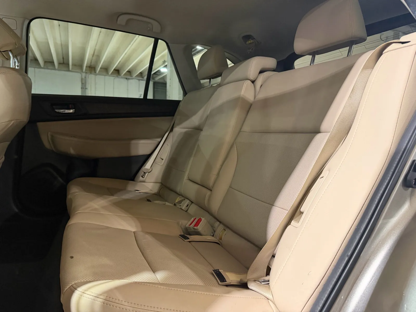 Subaru Outback photo 12