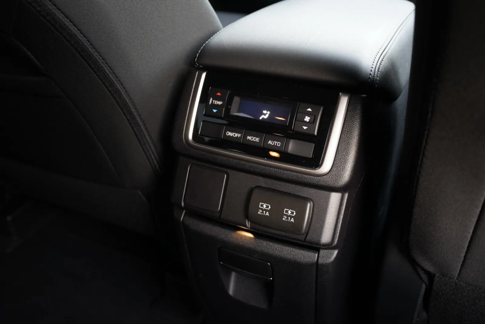Subaru Ascent photo 36