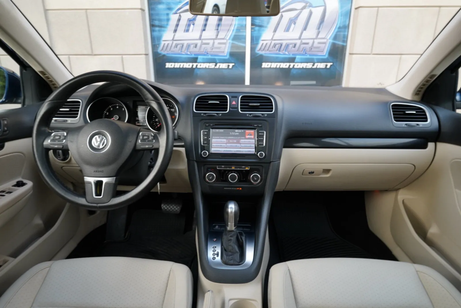 Volkswagen Jetta SportWagen photo 42