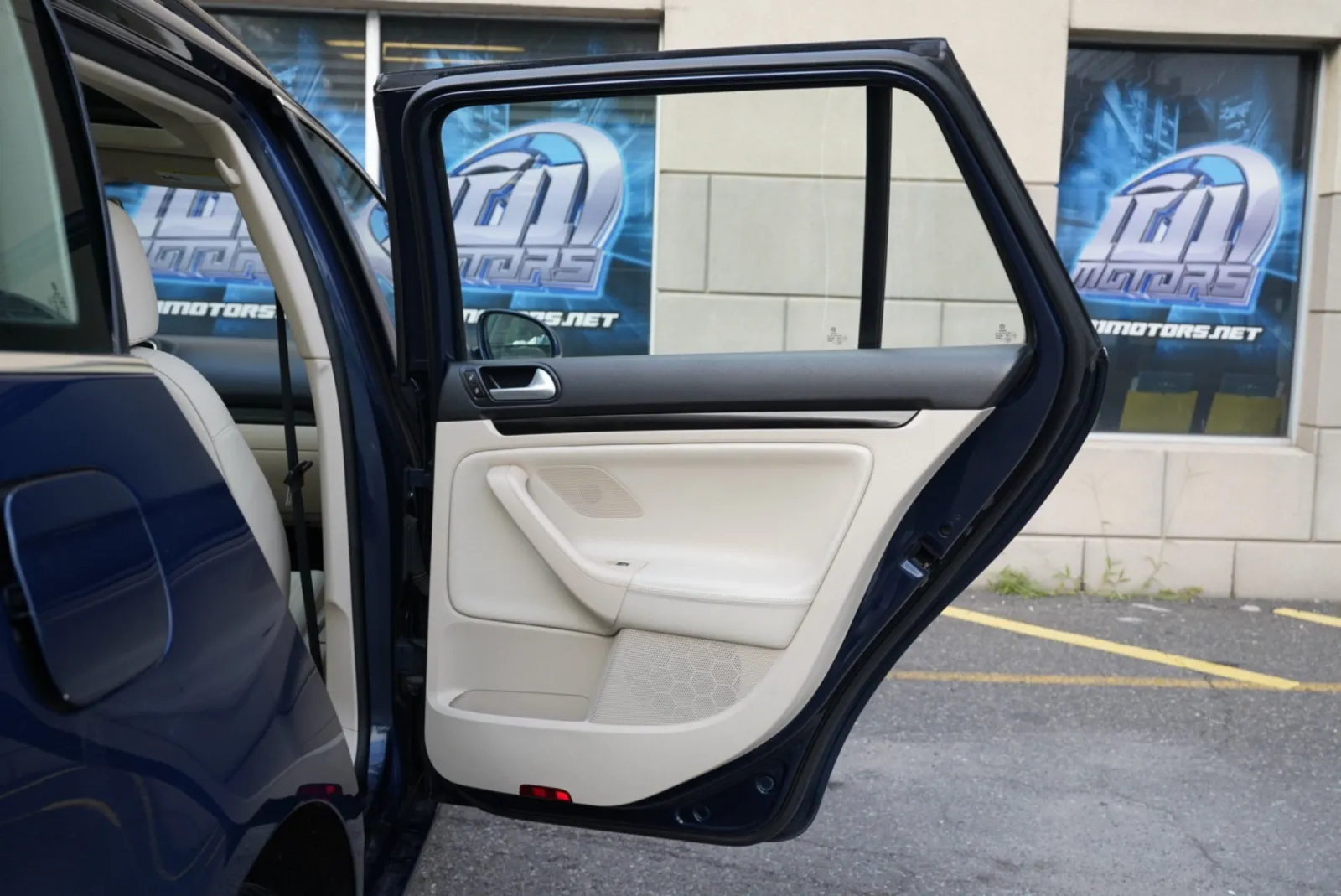 Volkswagen Jetta SportWagen photo 31