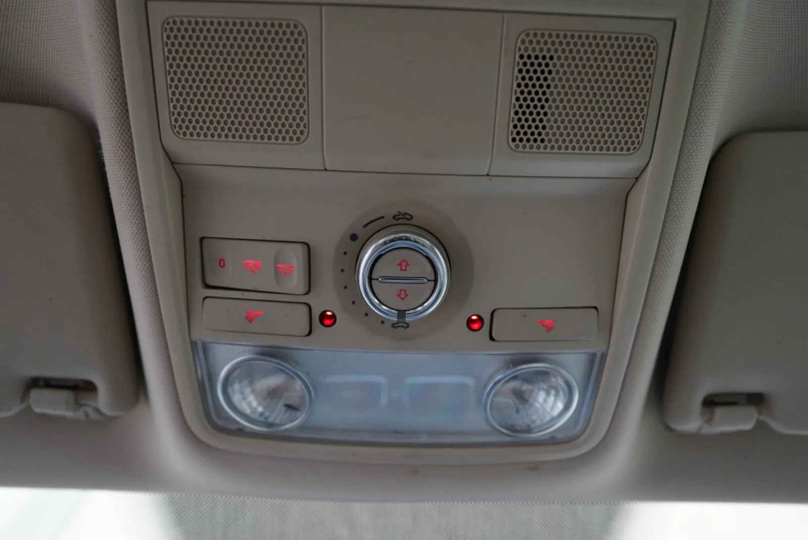 Volkswagen Jetta SportWagen photo 23