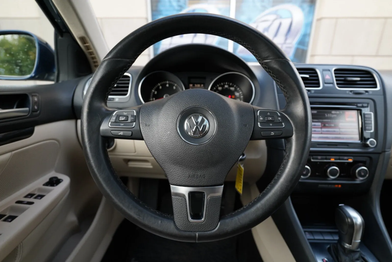 Volkswagen Jetta SportWagen photo 46