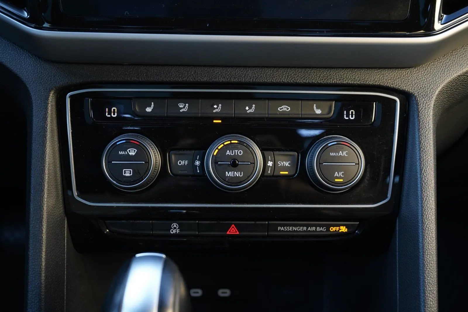 Volkswagen Atlas Cross Sport photo 48