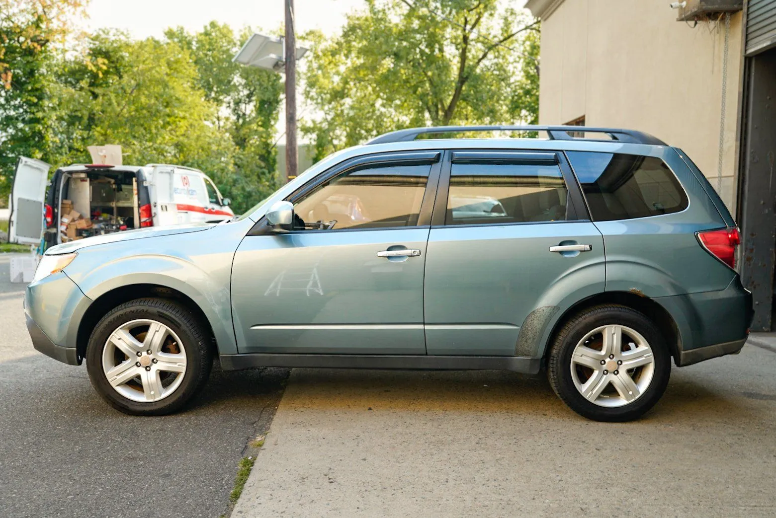 Subaru Forester photo 8