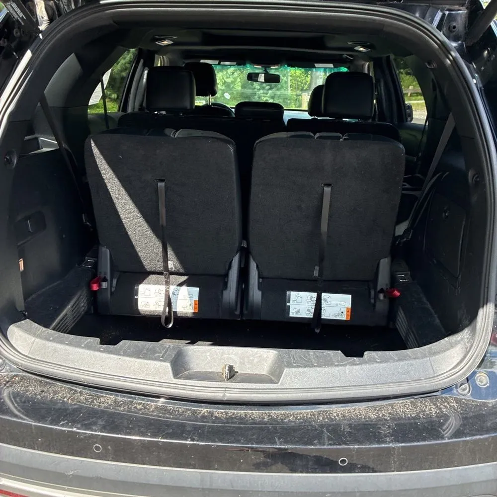 Ford Explorer photo 31