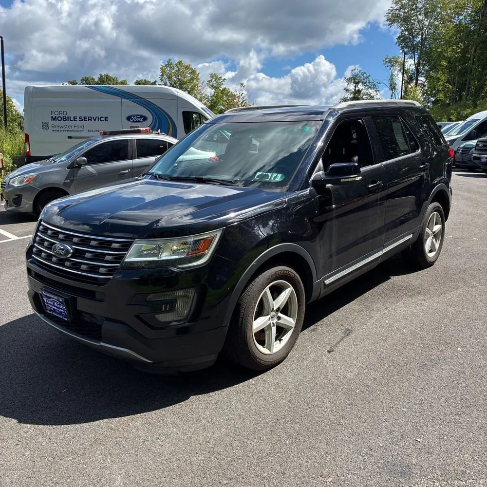 Black 2016 Ford Explorer XLT for sale in Carlstadt, NJ