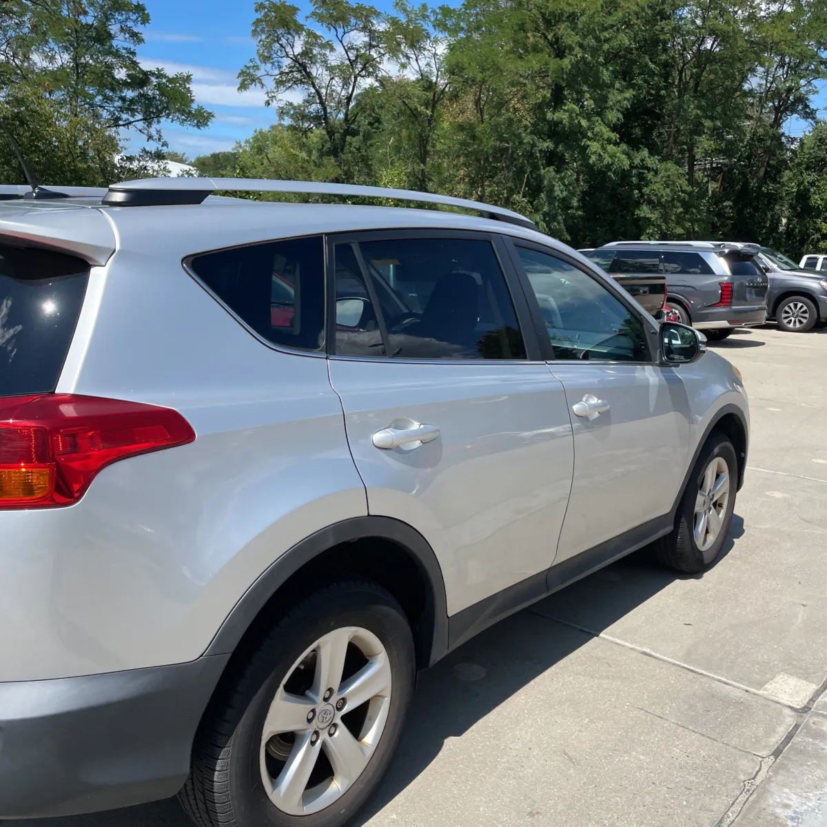 Toyota RAV4 photo 7
