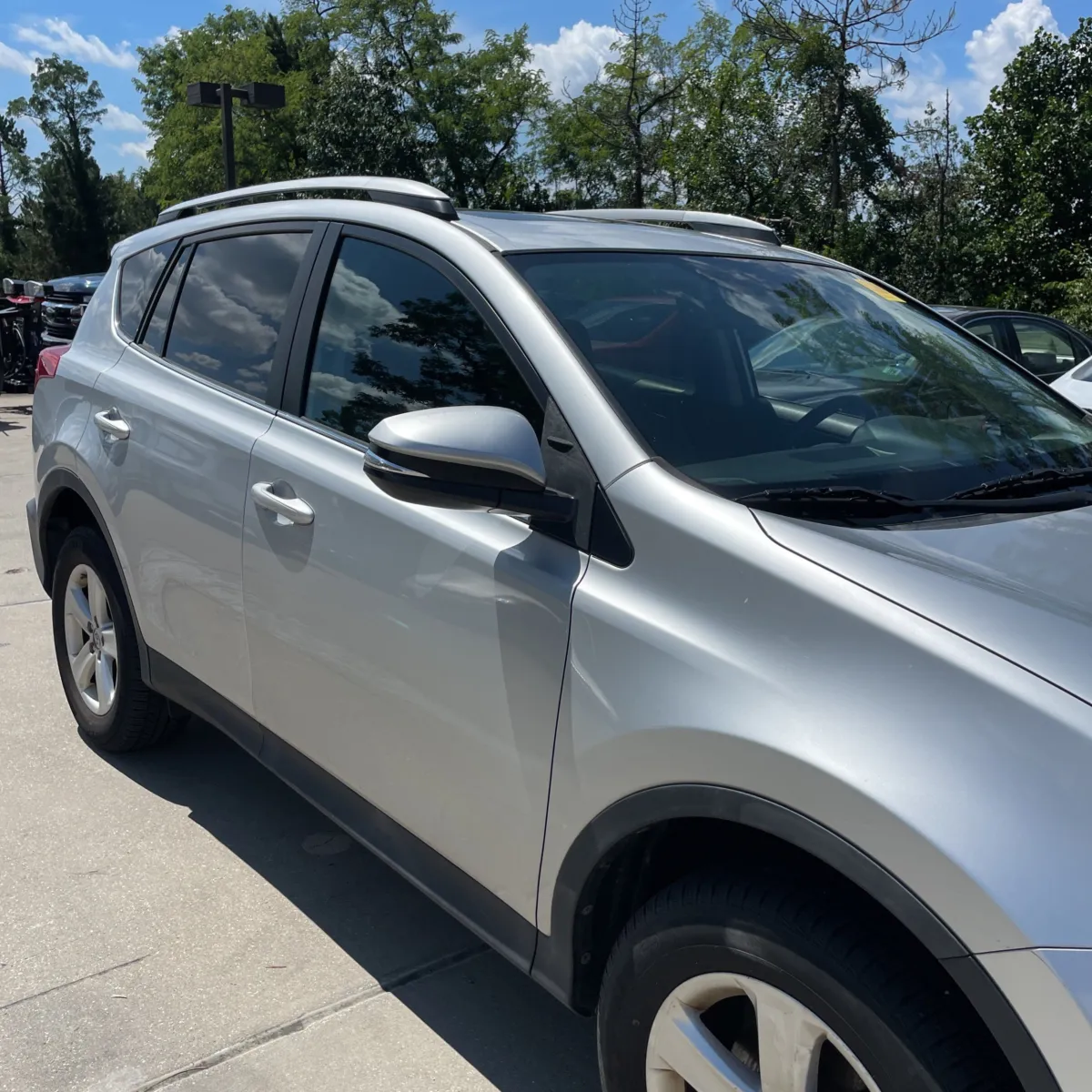 Toyota RAV4 photo 9
