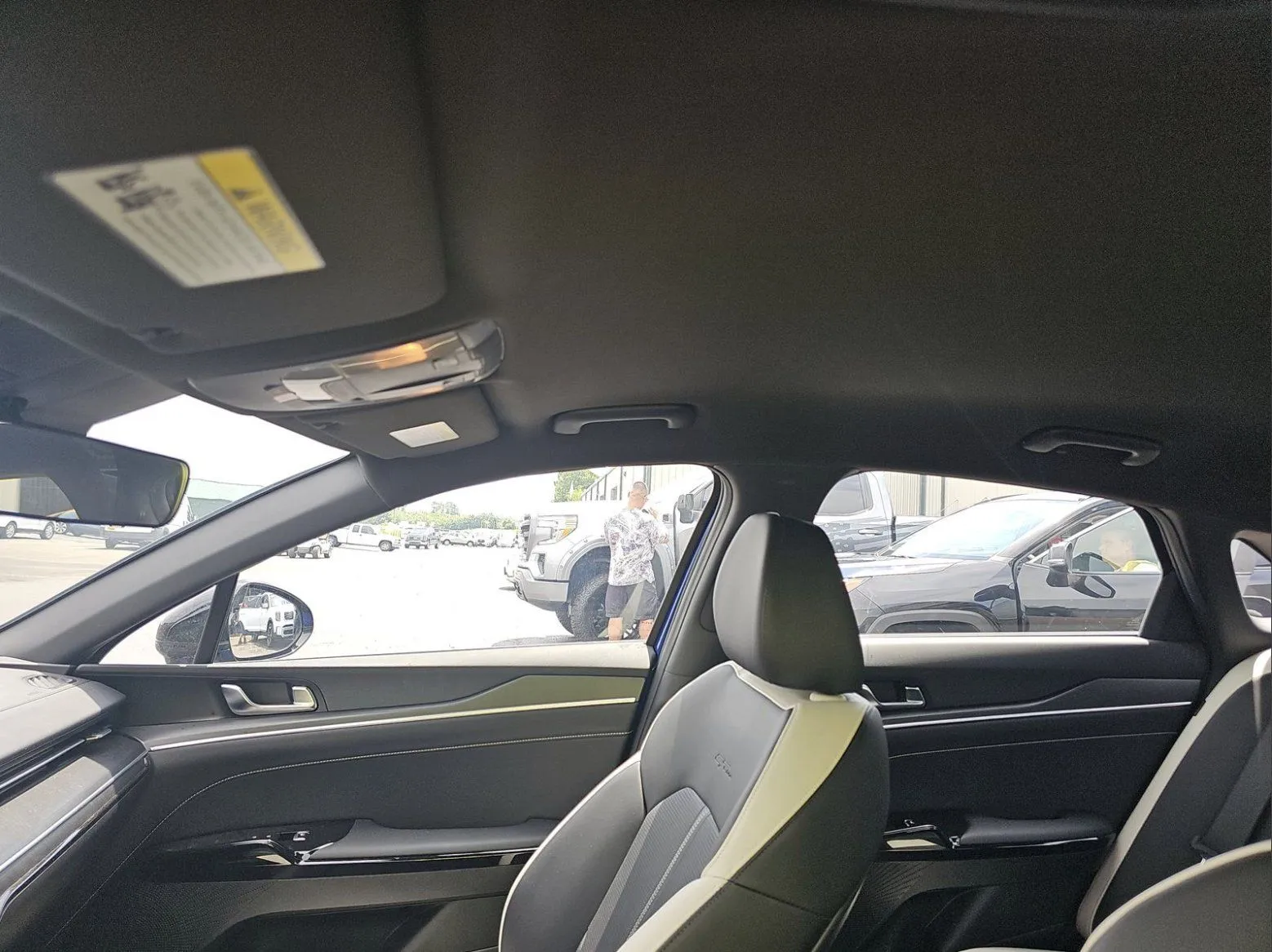 Kia K5 photo 11