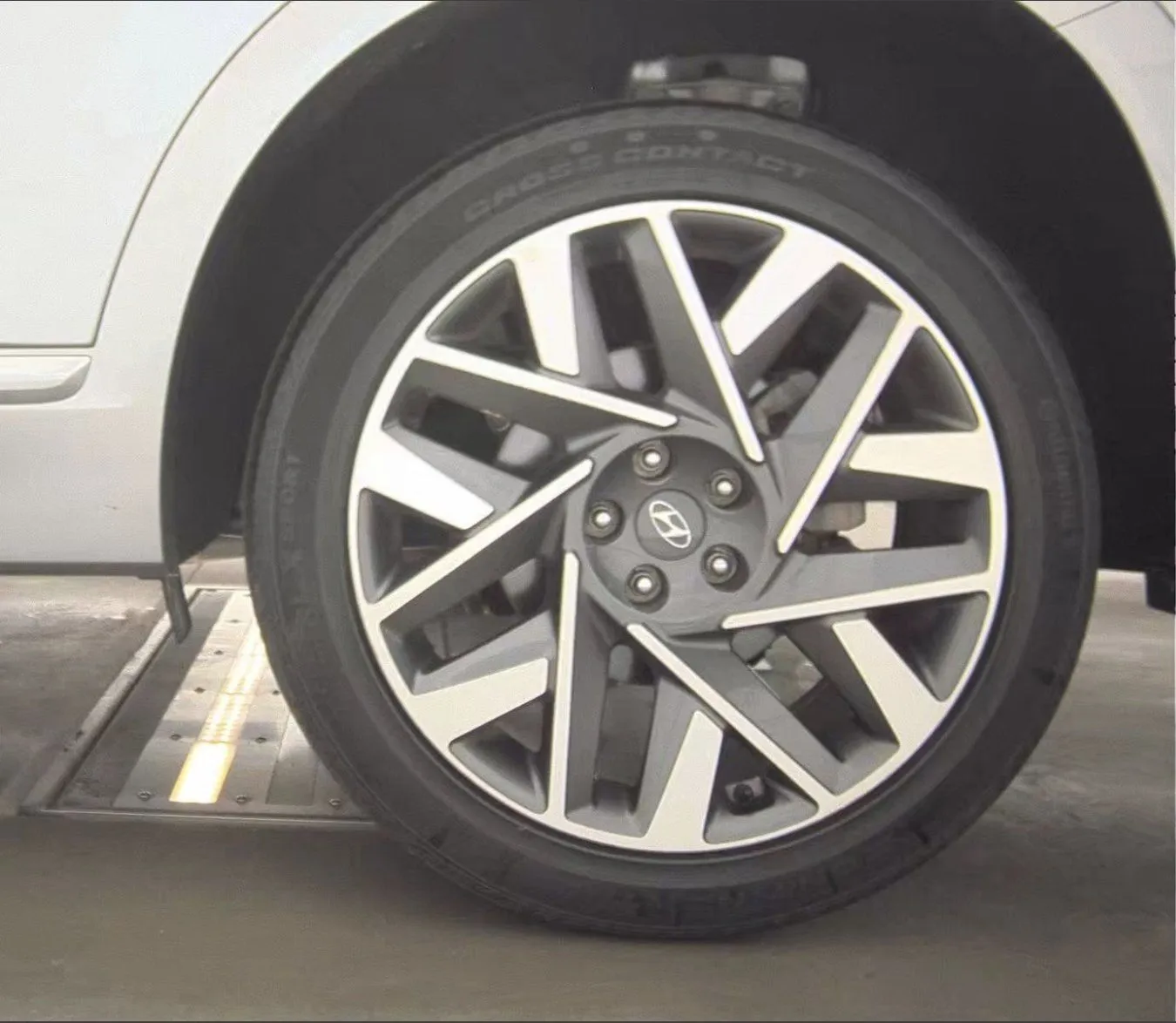 Hyundai Santa Fe photo 9