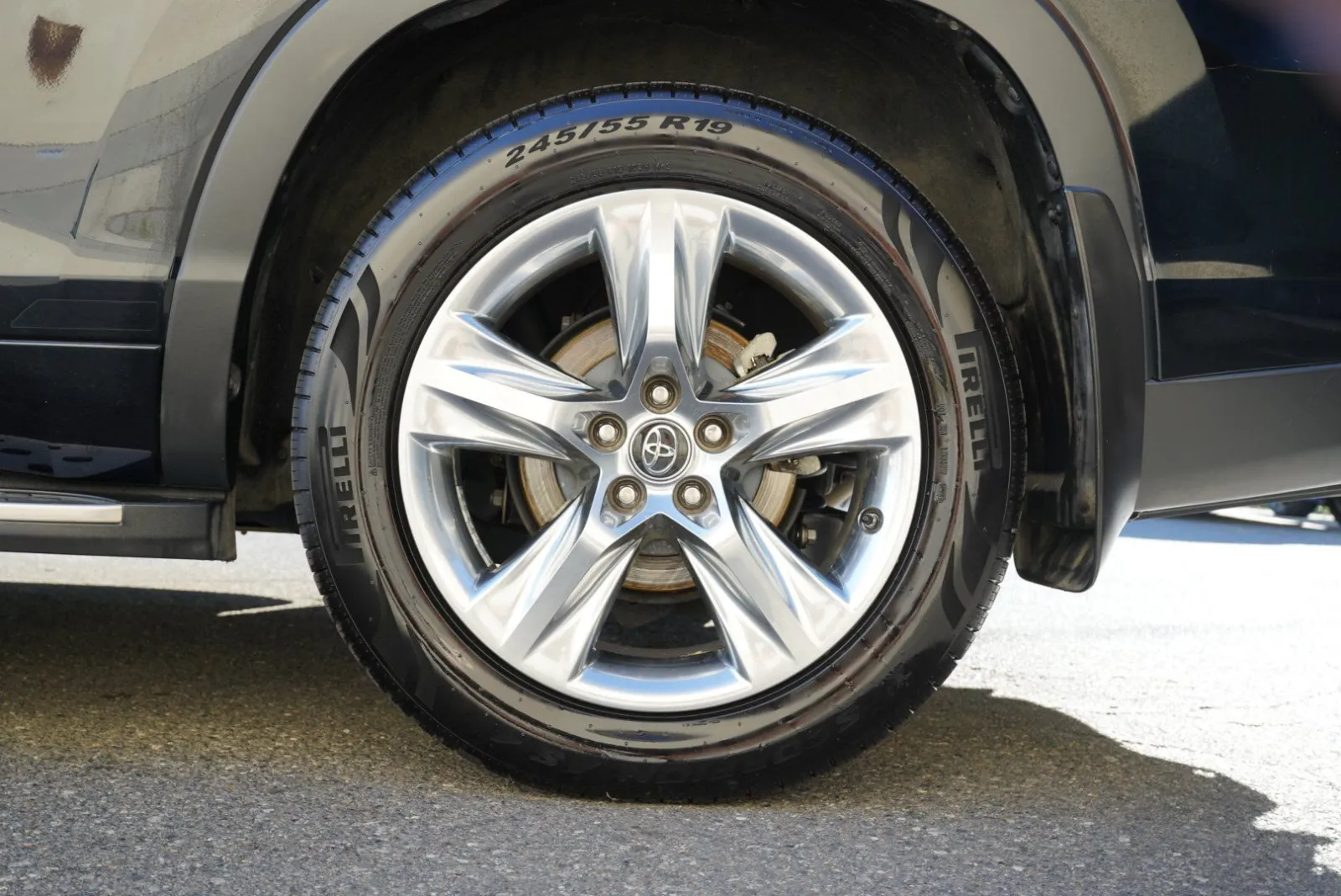 Toyota Highlander photo 14