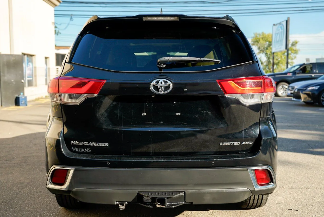 Toyota Highlander photo 6