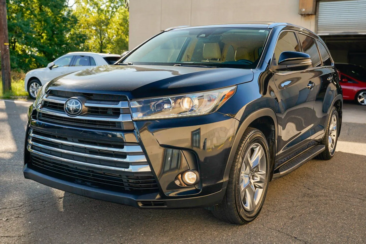 Toyota Highlander photo 9