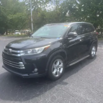 Black 2018 Toyota Highlander Limited for sale in Carlstadt, NJ