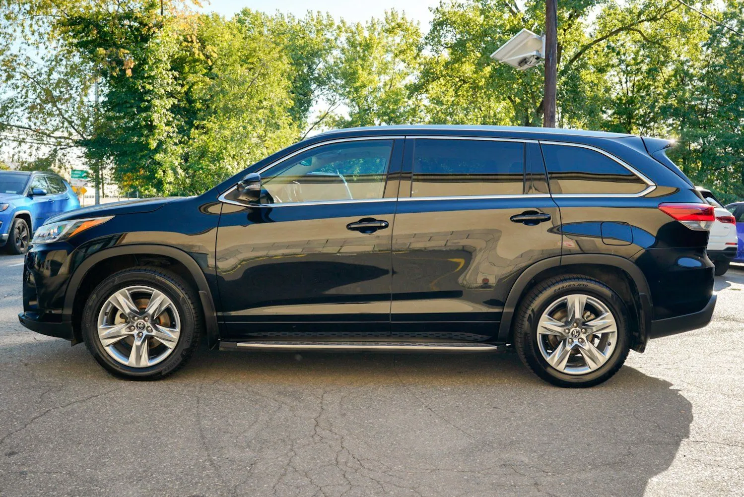 Toyota Highlander photo 8