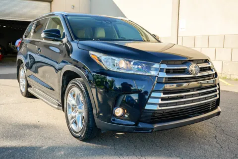 Another view of 2018 Toyota Highlander Limited for sale in Carlstadt, NJ at 101 Motors