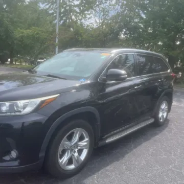Photos of 2018 Toyota Highlander Limited for sale in Carlstadt, NJ at 101 Motors