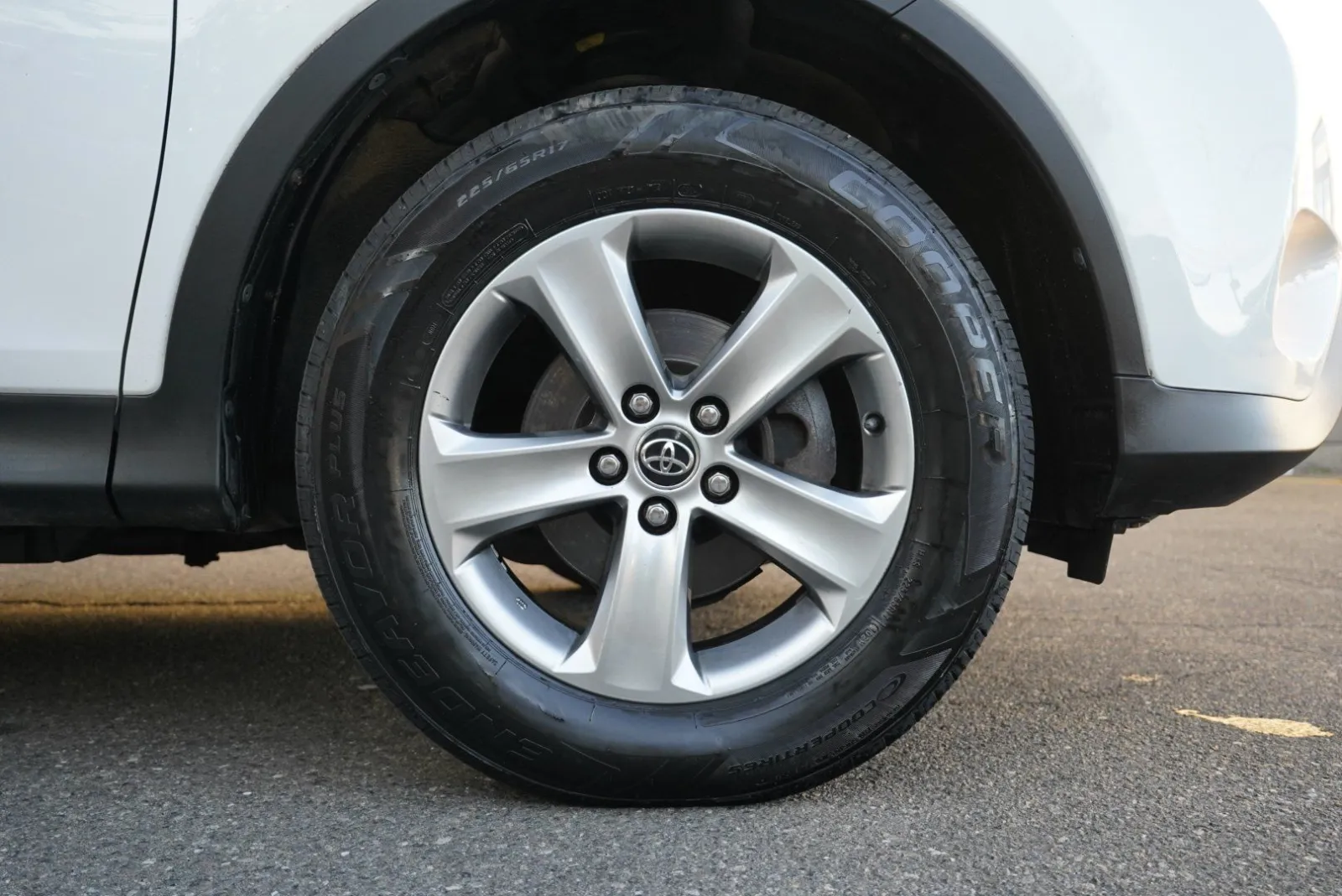 Toyota RAV4 photo 13