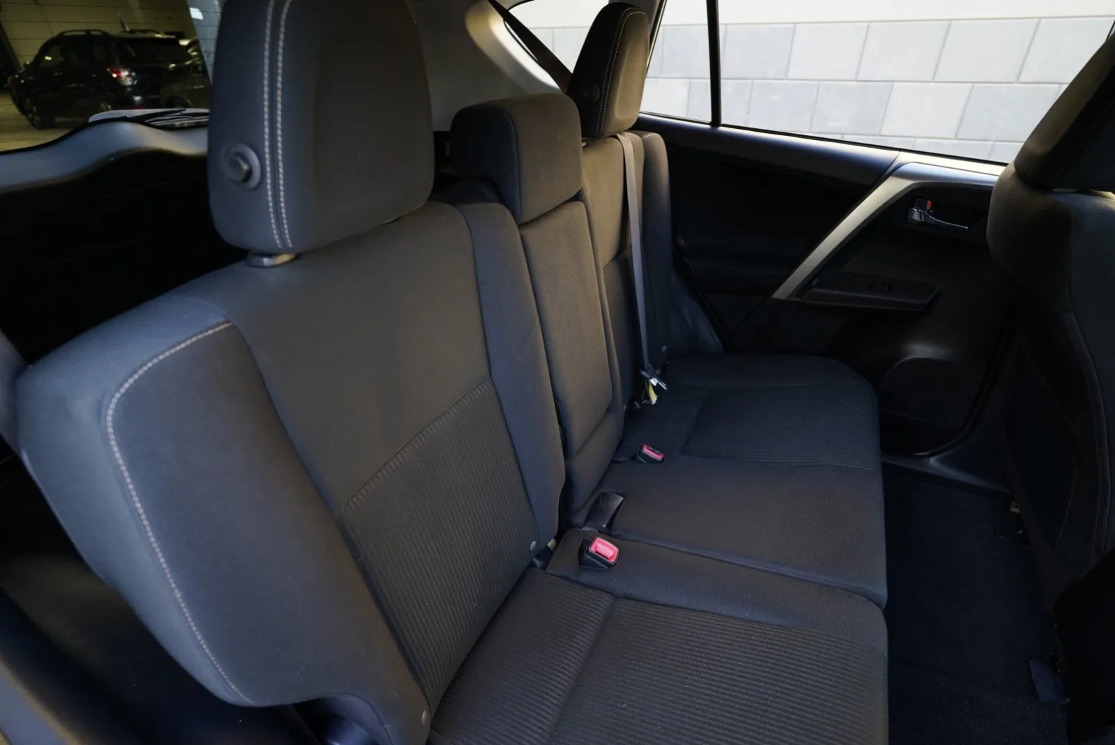 Toyota RAV4 photo 33