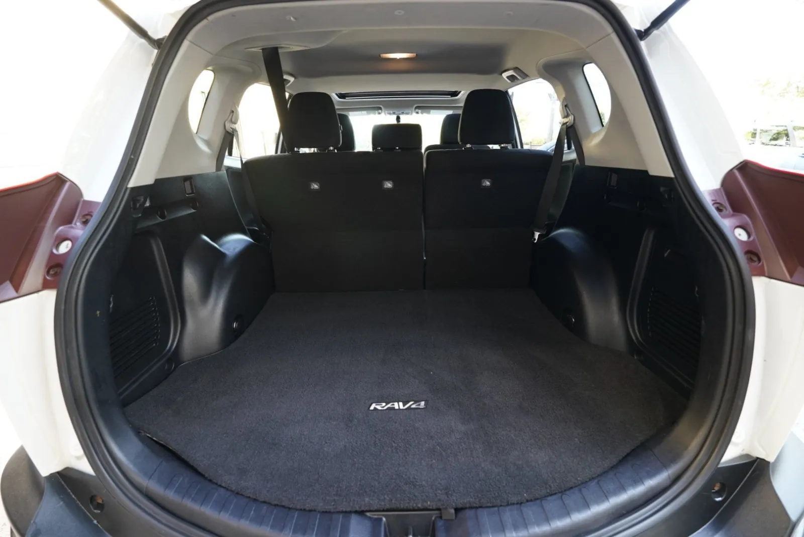 Toyota RAV4 photo 28