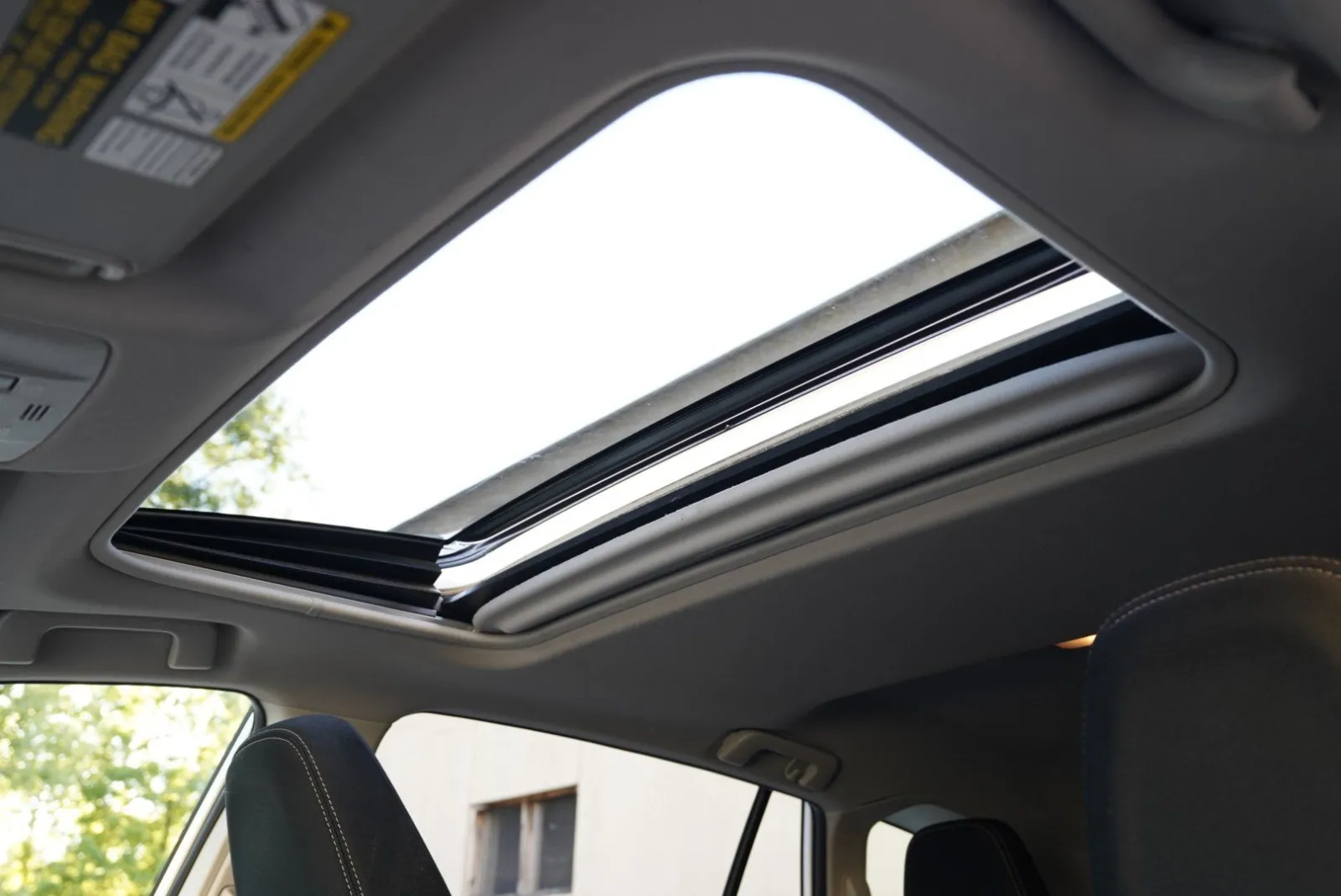 Toyota RAV4 photo 19