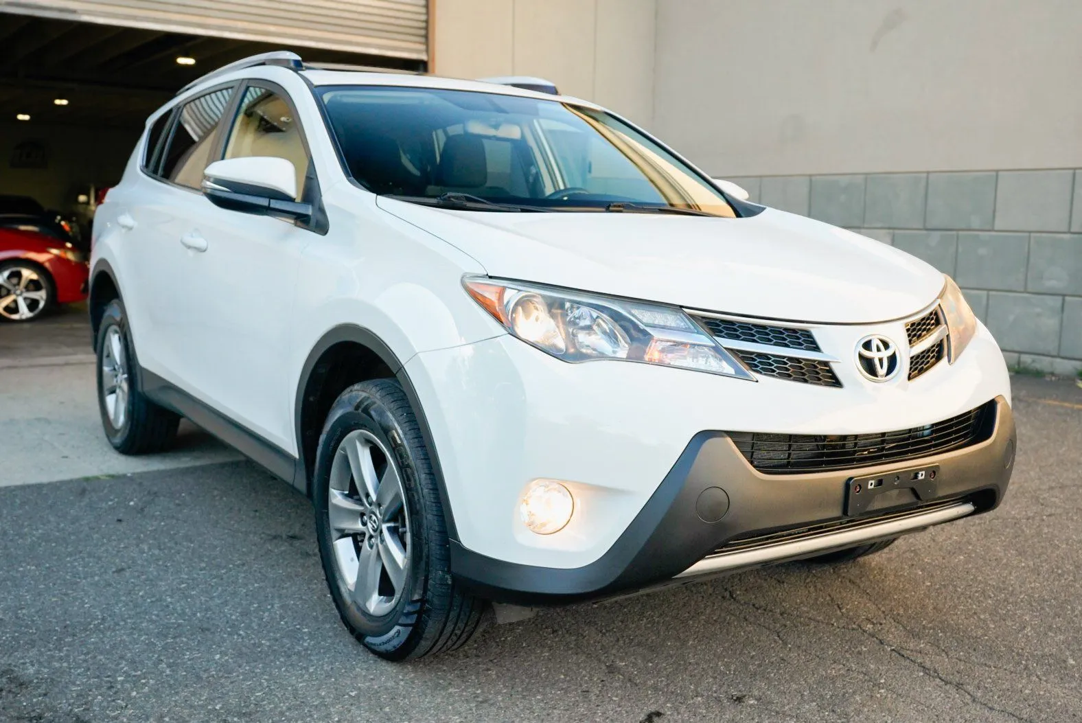 Toyota RAV4 photo 3