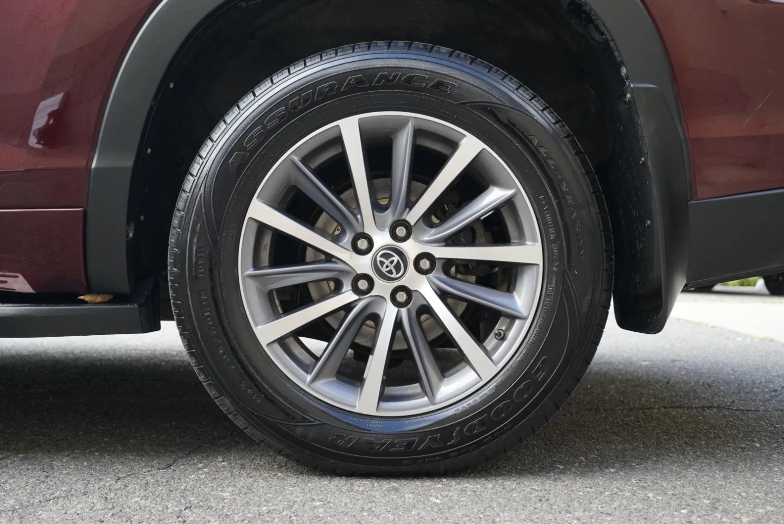 Toyota Highlander photo 15