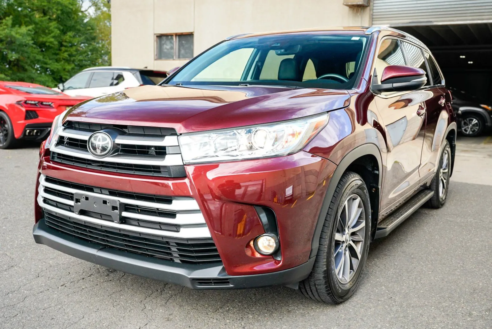 Toyota Highlander photo 9