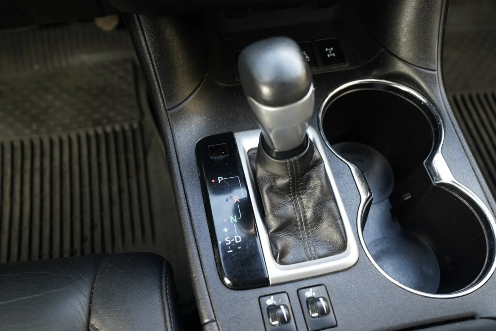 Toyota Highlander photo 52