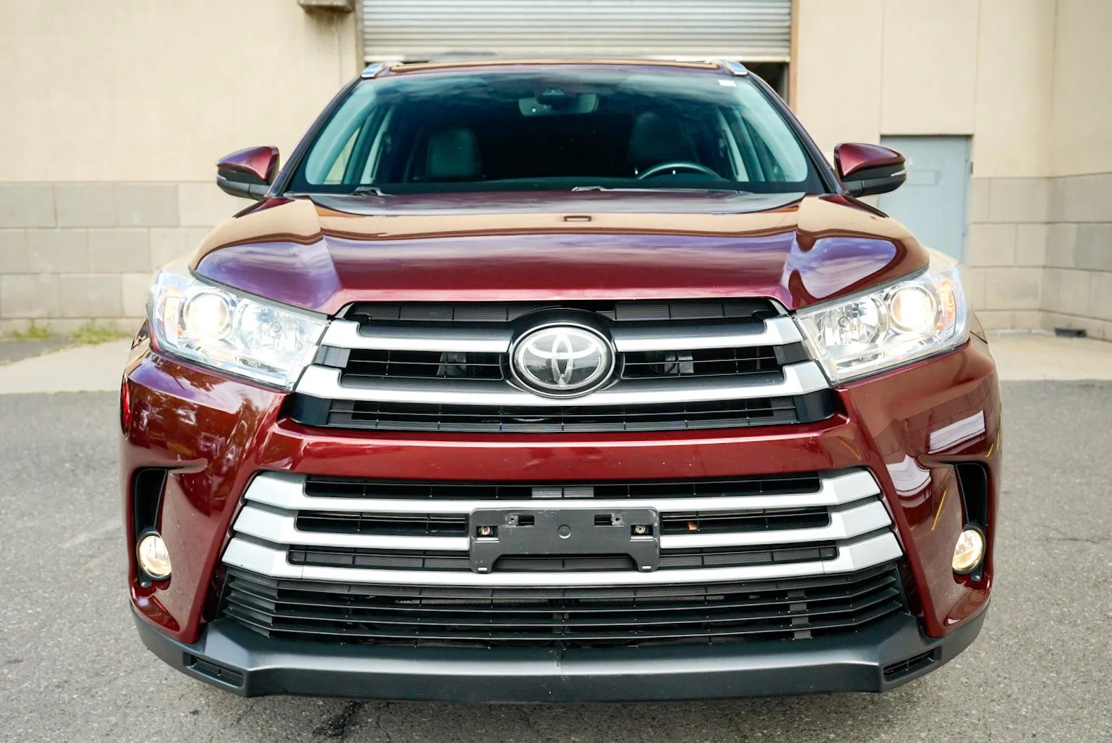 Toyota Highlander photo 2