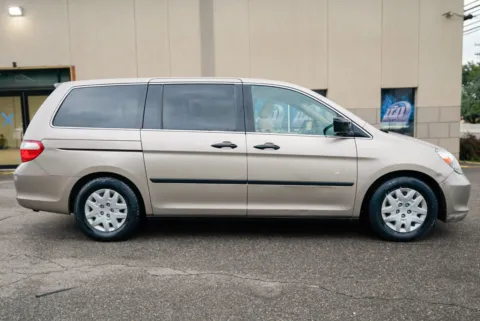 More photos of 2007 Honda Odyssey LX at 101 Motors, NJ