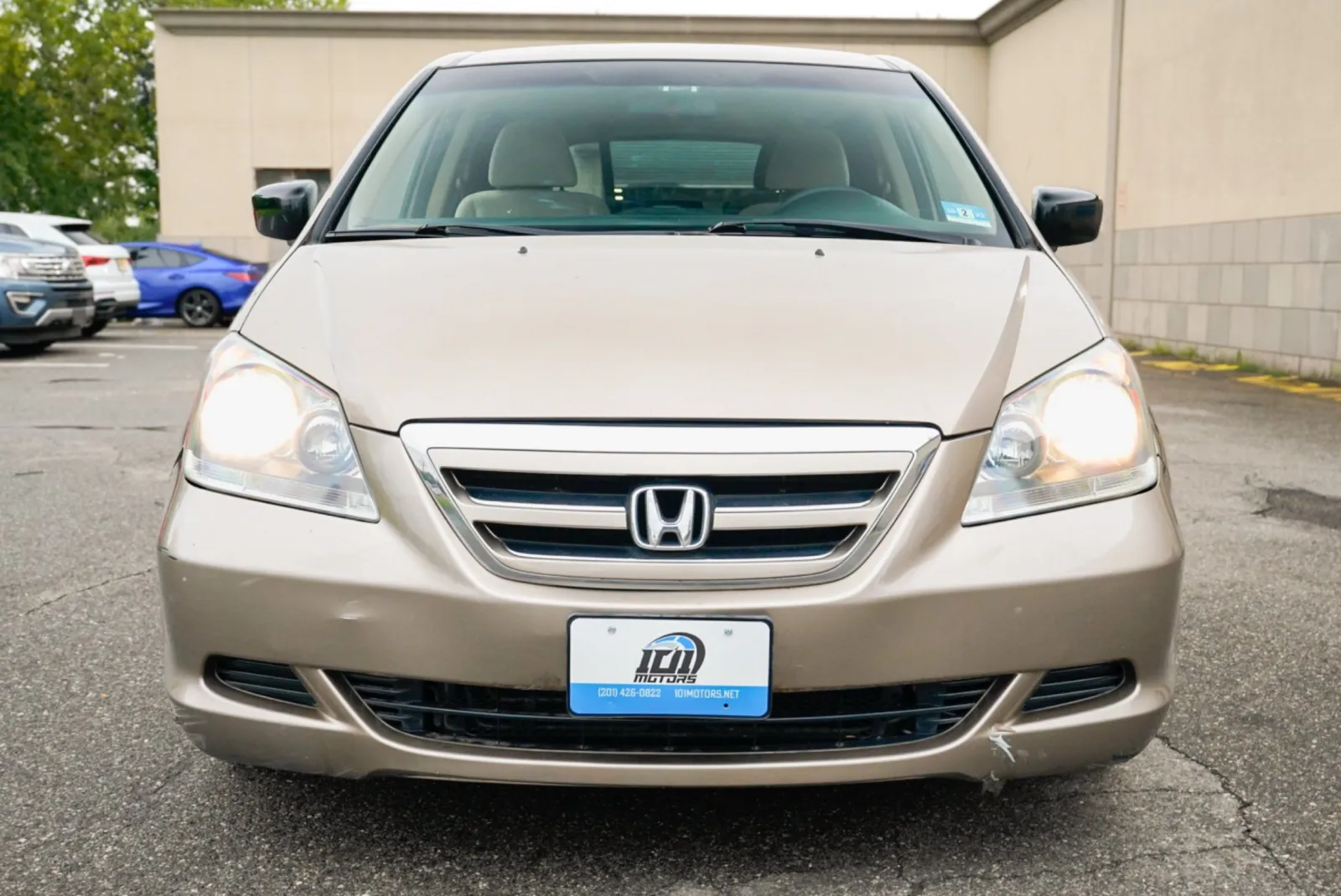 Honda Odyssey photo 2