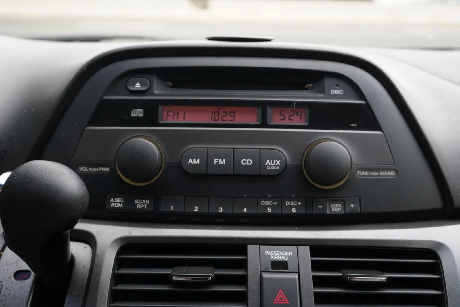 Honda Odyssey photo 36