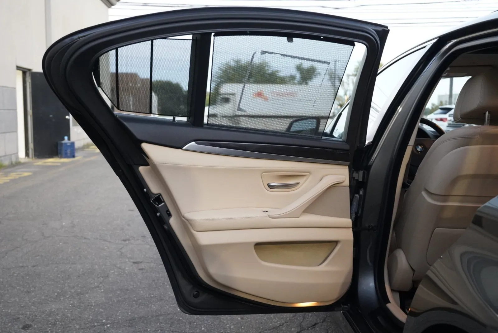 BMW 535i photo 26